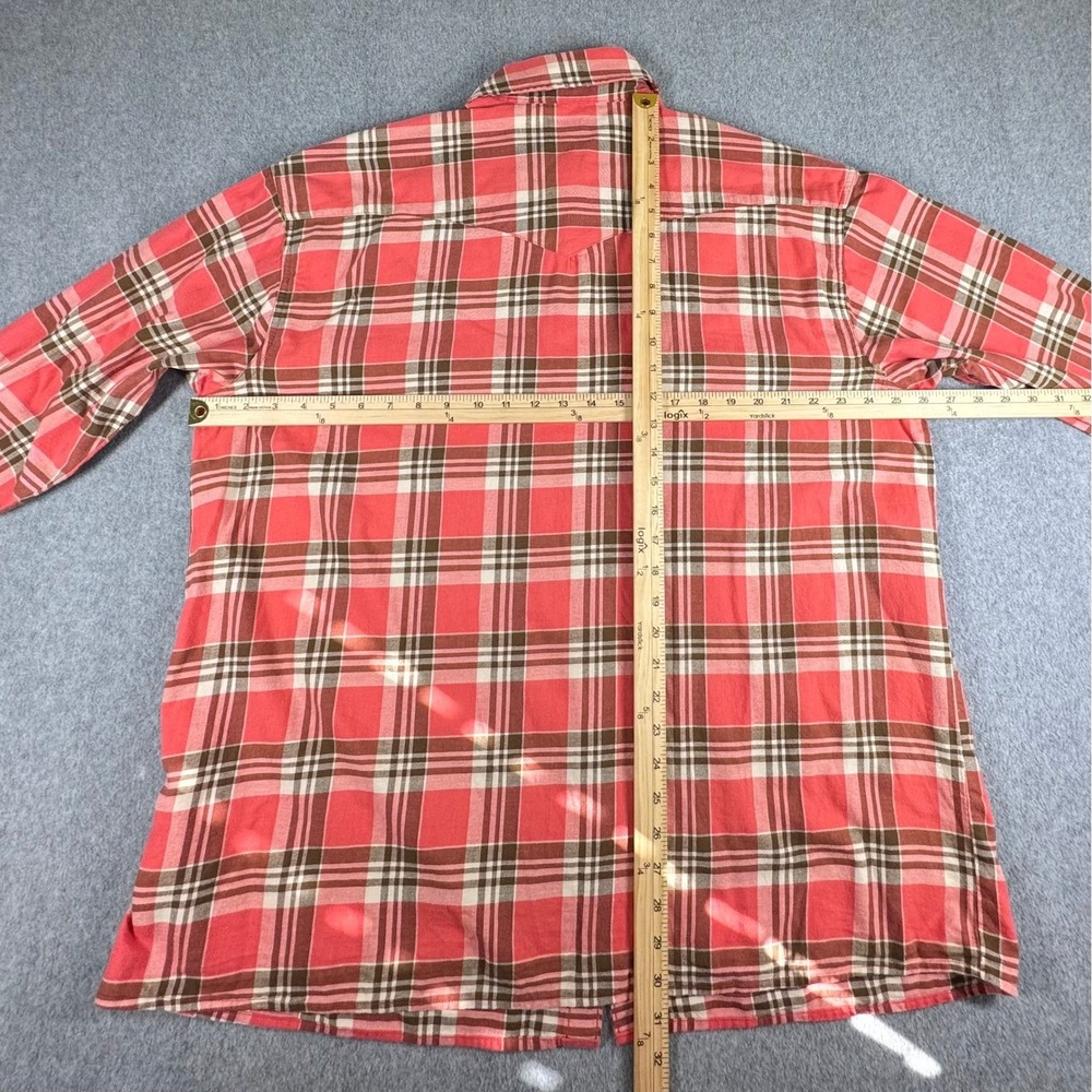 NEW Levi's Western Shirt Womens L Pink Pearl Snap Oversized Classic Plaid NWT - Picture 3 of 5